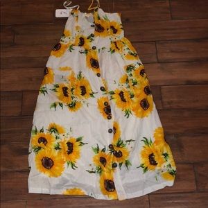 NWT sunflower tea length dress! Never worn!